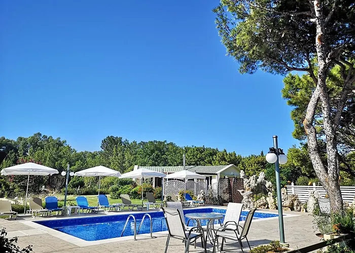 Louis Luxury By Living In Blue *