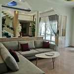 Louis Luxury By Living In Blue