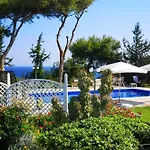 Louis Luxury By Living In Blue * Koskinou (Rhodes)