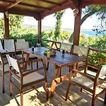 Louis Luxury By Living In Blue Villa *