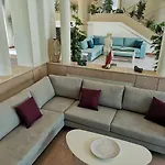 Louis Luxury By Living In Blue