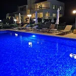 Louis Luxury By Living In Blue Koskinou (Rhodes)