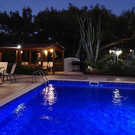 Louis Luxury By Living In Blue Koskinou (Rhodes)