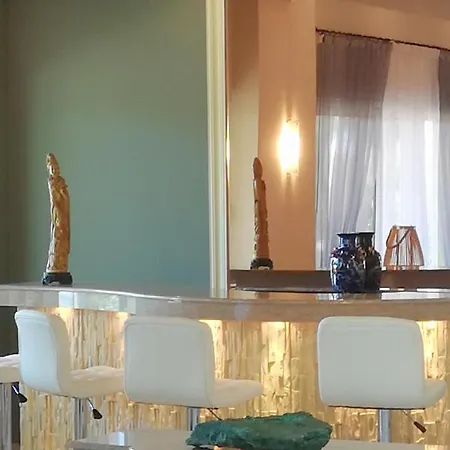 Villa Louis Luxury By Living In Blue *