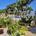 Vila Louis Luxury By Living In Blue Koskinou (Rhodes)