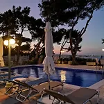Vila Louis Luxury By Living In Blue Koskinou (Rhodes)