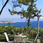 Louis Luxury By Living In Blue *