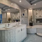 Louis Luxury By Living In Blue Vila