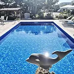 Vila Louis Luxury By Living In Blue *