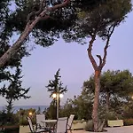 Vila Louis Luxury By Living In Blue *