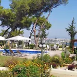 Vila Louis Luxury By Living In Blue *