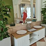 Vila Louis Luxury By Living In Blue *