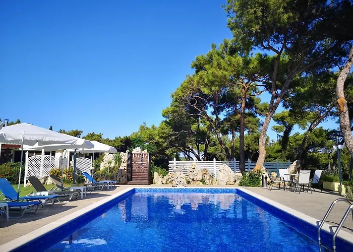 Villa Louis Luxury By Living In Blue