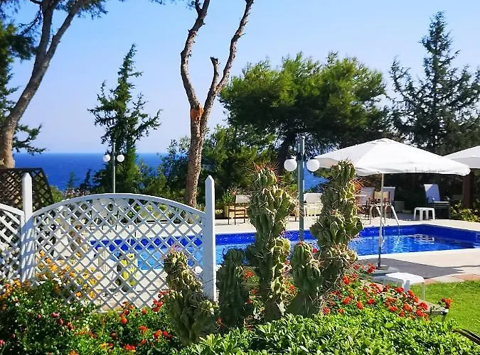 Louis Luxury By Living In Blue * Koskinou (Rhodes)