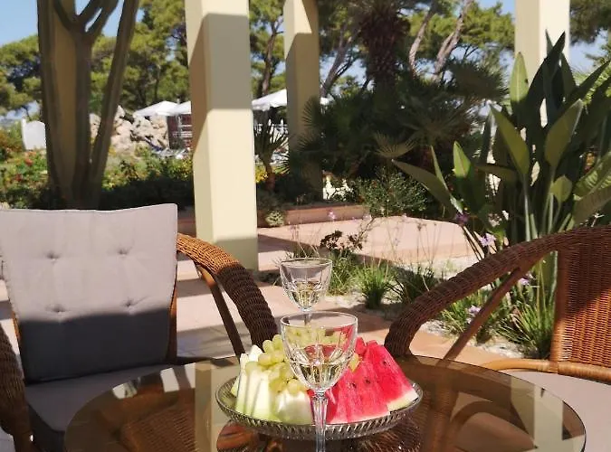 Villa Louis Luxury By Living In Blue