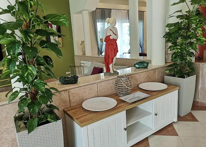 Villa Louis Luxury By Living In Blue *